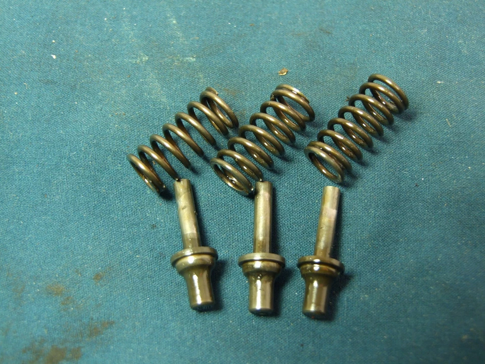 Assist Shafts & Springs 1992  Honda Shadow VT1100c  VT 1100 - Image 1 of 1
