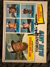 1977 Topps JACKIE MOORE Autographed Baseball Card #113 BLUE JAYS Coach