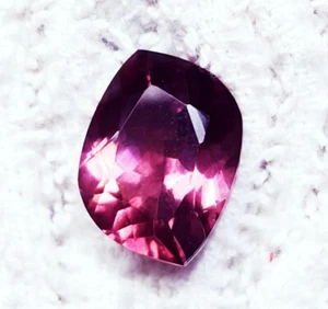 RHODOLITE Garnet Fancy Shape CERTIFIED Loose Gemstone 9.40 Ct With Free Gift - Picture 1 of 6
