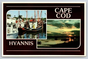 Postal de colección Cape Cod Hyannis barcos de pesca puesta de sol Massachusetts - Imagen 1 de 2