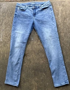 Arizona Jean Co. Girls / Youth Size 13 Light Wash Jeans / Jeggings Soft Stretchy - Picture 1 of 7