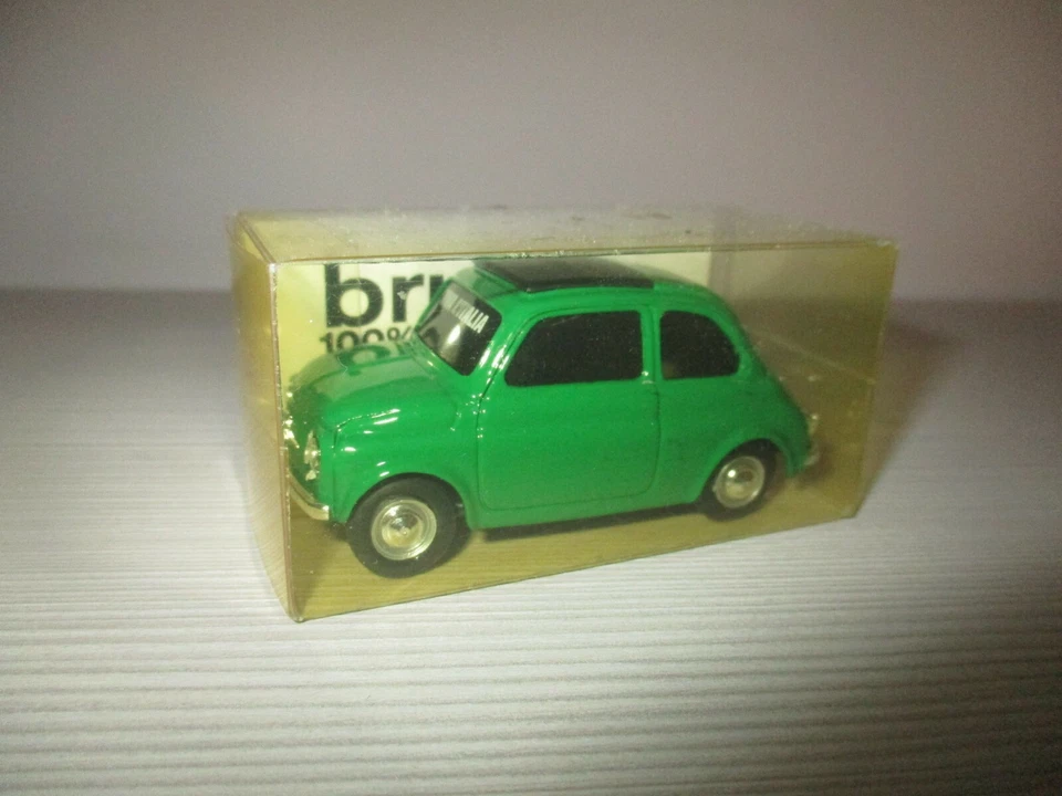 FIAT 500 VERDE BRUMM SCALA 1:43 - Immagine 1 di 1