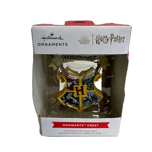 Hogwarts Crest Hallmark Ornaments Harry Potter Christmas Tree  Distressed packag - Picture 1 of 13