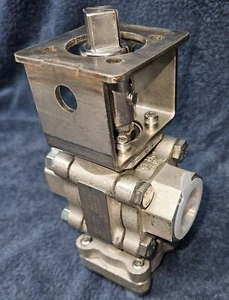 Habonim 1" 3-PC 316 SS Diverter Valve with ISO 5211 Mtg. Bkt. & CPLG - NEW - Picture 1 of 24