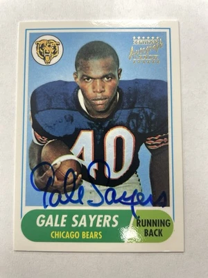1998 Topps Stars Gale Sayers on card Auto Autograph #75 - Image 1 of 2