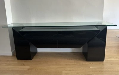 Aparador Luigi Gorgoni para Roche Bobois lacado negro, 1980  Foto 1 de 4