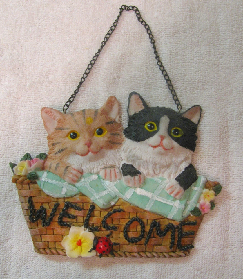Letrero/placa de pared de bienvenida de cerámica para dos gatos Foto 1 de 1