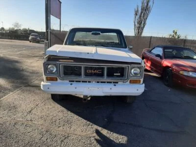 Radiador 28" ancho 2" grueso 17" alto se adapta a furgoneta Chevrolet 10 72-79 192366 Foto 1 de 4