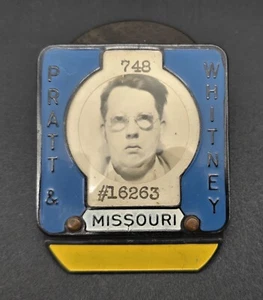 Vintage 1940 - 1950 Pratt and Whitney Missouri Employee Identification Badge - Picture 1 of 5