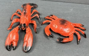 Estatuillas de plástico de langosta y cangrejo - Imagen 1 de 7