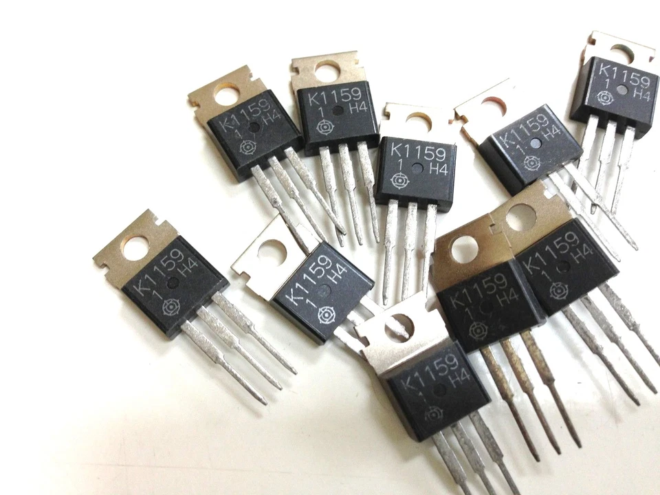 2SK1159 Silicon N-Channel MOS FET, Hitachi Semiconducter LOT OF 2 - Image 1 of 1