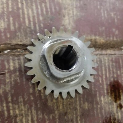 Yamaha XV1900 2007 2006-2013 Stratoliner Roadliner motor pequeño engranaje Foto 1 de 3