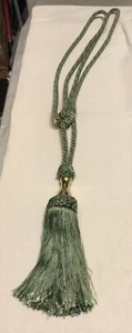Curtain Tassel Tie back 1990s Vintage, Green With Silky Thread Tassel X 1 EX CON - Picture 1 of 3