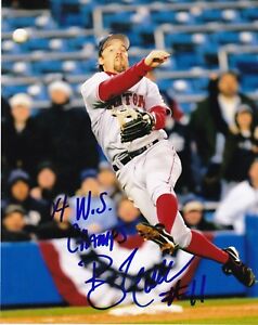BILL MUELLER  BOSTON RED SOX  2004 WS CHAMPS  ACTION SIGNED 8x10