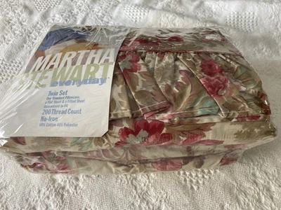 Floral Everyday Martha Stewart 4 Pc Twin Bed Sheet Set ~New in Package~USA made - Image 1 of 4