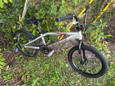 Bicicleta de carreras BMX Intense Pro - Pro XL 6061 BMX Racing - Mid School - Sinz, Shimano Foto 1 de 4