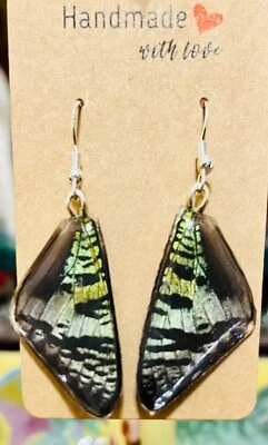 (303) 绿色和金色金属日落蛾蝴蝶耳环纯银 — 第 1/4 张图片