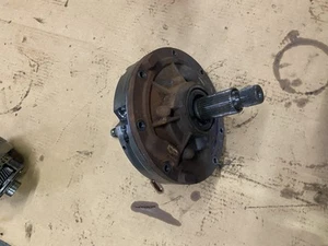 GM 4L80E Pump ML2S1(a) - Picture 1 of 5