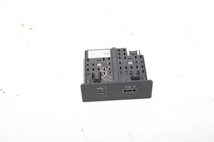 2022-2024 MITSUBISHI OUTLANDER FRONT CENTER CONSOLE AUXILIARY USB PORT OEM - Picture 1 of 6