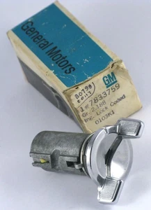 1981 Buick Chevrolet NOS ignition switch lock cylinder 7833759 - Picture 1 of 3
