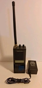 Radio Escáner Realista PRO-34 200 Canales Modelo 20-135 y Adaptador de Corriente.Funciona  - Imagen 1 de 9