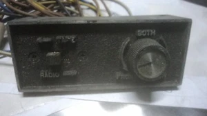 M4216 XX - RADIO STEREO PER AUTO D'EPOCA FIAT 127 126 128 500 600 850 900T  MINI - Imagen 1 de 4