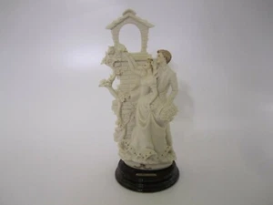 GIUSEPPE ARMANI KUNST SKULPTUR EHEPAAR MIT STRAUSS FIGUR - Bild 1 von 10