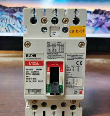 АВТОМАТИЧЕСКИЙ ВЫКЛЮЧАТЕЛЬ EATON EGE3035FFG 35 АМПЕР 3-ПОЛЮСНЫЙ ПОДЕРЖАННЫЙ ОТЛИЧНАЯ ФОРМА - Изображение 1 из 4