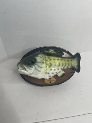 VIDEO FUNCIONA COMPLETAMENTE Big Mouth Billy Bass Singing Fish TMTTR & I Will Survive Leer Foto 1 de 4