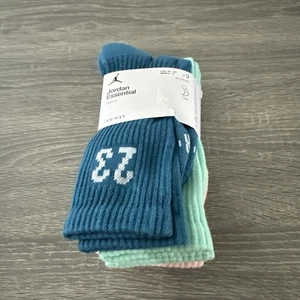Jordan Essentials 23 Dri-FIT Crew Socks 3 MultiColors Men’s Size Small - Picture 1 of 7