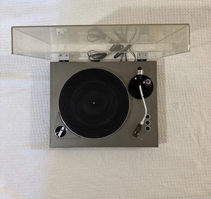 Giradischi Micro Seiki MB-15 Con Ago L'articolo Vintage E' In BUONE CONDIZIONI FUNZIONANTE - Foto 1 di 15