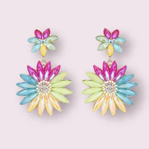 Butler And Wilson Sparkling Flower Earrings, New - Picture 1 of 11