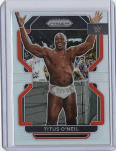 TITUS O'NEIL WWE 2022 Panini Prizm Silver #183 Card - Foto 1 di 2