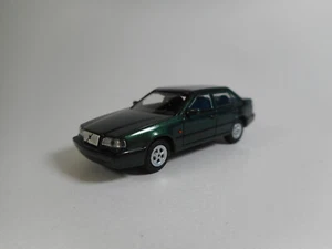 Minichamps 1:87 1994 Volvo 850 Sedan Green Metallic Diecast Model - Picture 1 of 5