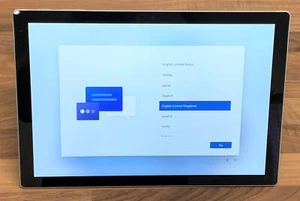 Microsoft Surface Pro 6 Intel Core i5-8350U 16GB Ram 256GB SSD 12.3 ins Win 11 - Picture 1 of 1