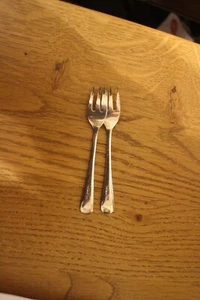 Pair of 11cm forks Sheffield solid silver 1905 Maker HA - Picture 1 of 2