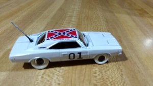 Dukes Of Hazzard General Lee Custom White Lightning '68 Dodge Charger,1:64,new! - Picture 1 of 17