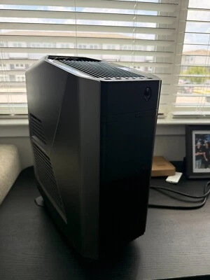 Dell Alienware Aurora R7 Gaming Desktop PC Intel Core i7 16GB RAM 1TB HDD - Image 1 of 4