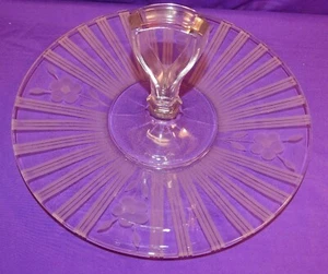 BEAUTIFUL CLEAR ETCHED GLASS TIDBIT COOKIE SANDWICH TRAY W/ CENTER HANDLE - Picture 1 of 7