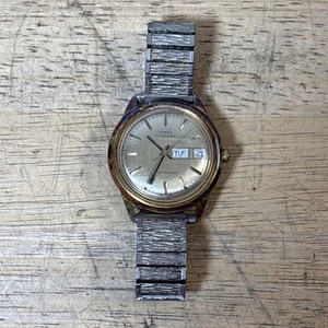 VTG 1979 Timex Automatic Viscount Day Date WR gold color Men's watch Works - Picture 1 of 6