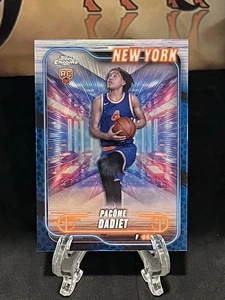 2024-25 Topps Chrome Pacome Dadiet RC #172 blu basket New York Knicks - Foto 1 di 3