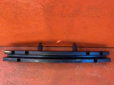 GMC Yukon Chevrolet Tahoe Suburban Escalade 2015-2020 refuerzo delantero OEM Foto 1 de 4