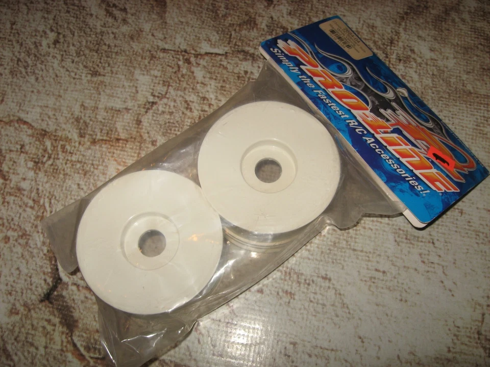 RC PRO-LINE  23 mm Wheels White MAXX Std Offset (2) 2684-04 - Image 1 of 1