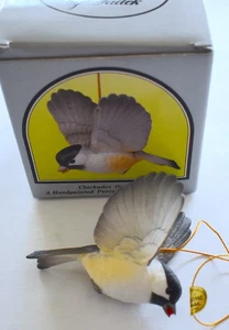 Andrea von Sadek Chickadee Ornament 1987 mit Box LkNu Kostenloser Versand - Bild 1 von 5