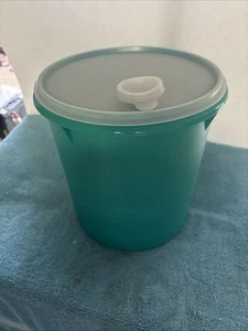 Vintage Tupperware 254 Teal Bidone Versare Beccuccio Coperchio 5Qt/20 Tazza NUOVO NOS - Foto 1 di 8