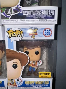 Funko Pop! Disney - Toy Story 4: Sheriff Woody Holding Forky #535 Hot Topic - Picture 1 of 7