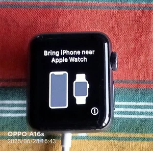 Apple Watch Series 3 GPS - 3rd Gen - A1858 Aluminum 38mm Faulty Used Watch - Picture 1 of 4