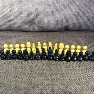Wooden Chess Pieces Set - Vintage Wooden Pieces Only As Seen - Picture 1 of 8
