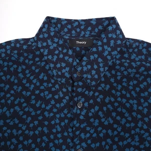 $195 THEORY Irving STSLV Baltic Blue Floral Short Sleeve Shirt Mens Size Medium - Picture 1 of 7