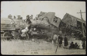 Quenemo Kansas KS 1911 Head On Train Wreck RPPC Real Photo Postcard Postal Error - Picture 1 of 2